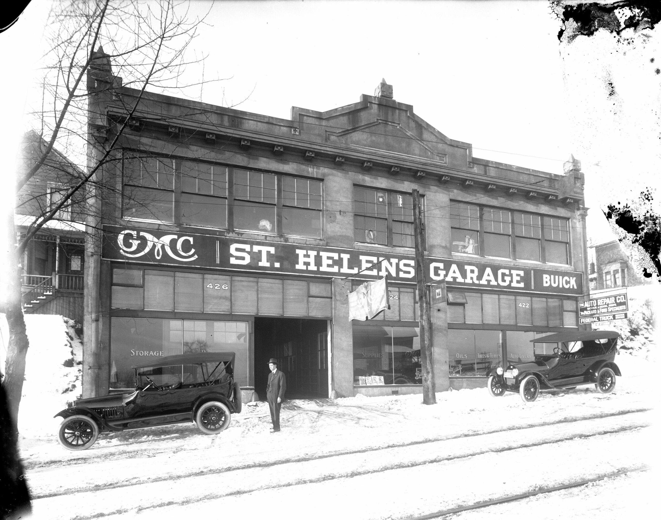St. Helens Garage, Tacoma, 1918