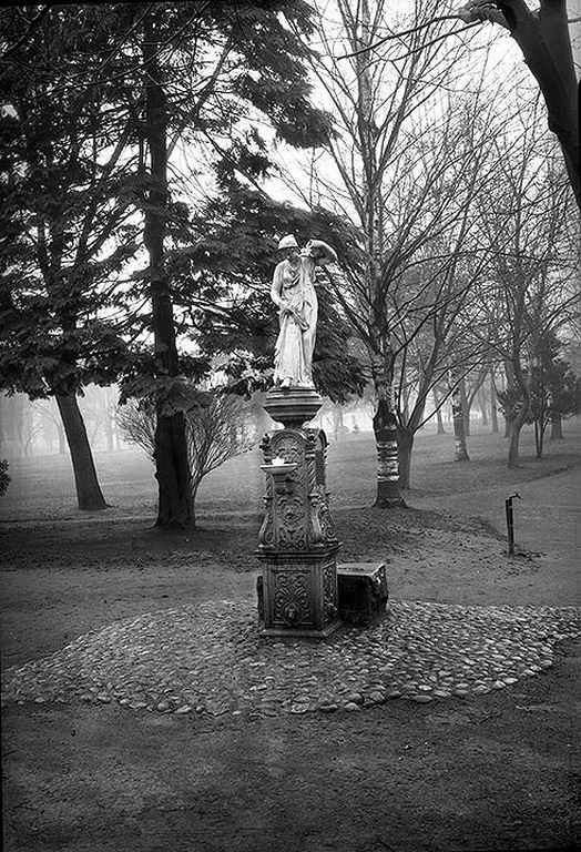 Statue, Wright Park, Tacoma, 1927