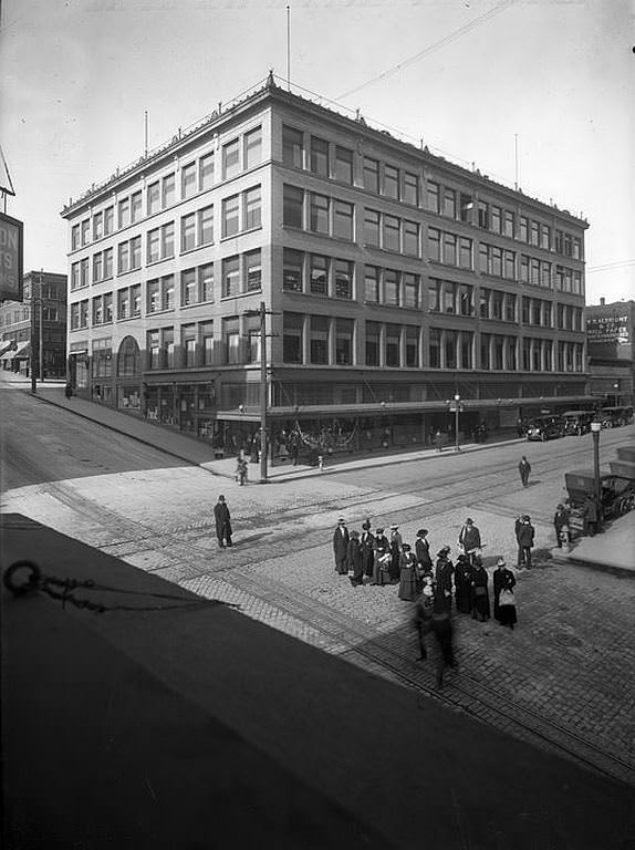 Rhodes Department Store, Tacoma, 1910s