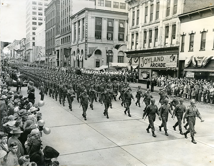 military parade in Tacoma, the 1940s