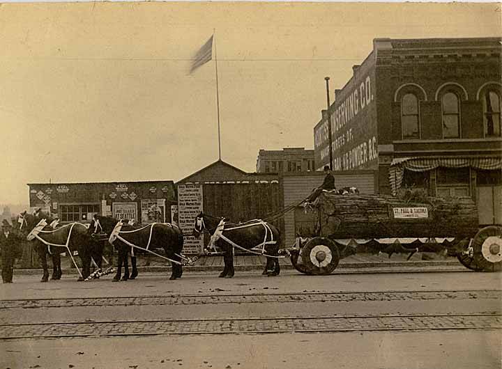St. Paul & Tacoma Lumber Company parade float, 1909