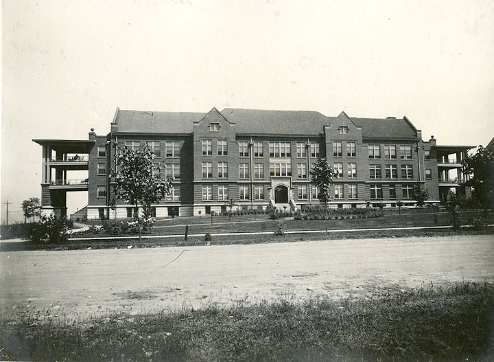 Northern Pacific Beneficial Association Hospital, Tacoma, 1910