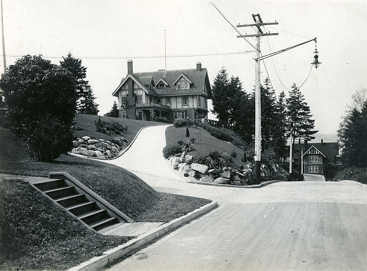 George S. Long residence, 45 Summit Road, Tacoma, 1910