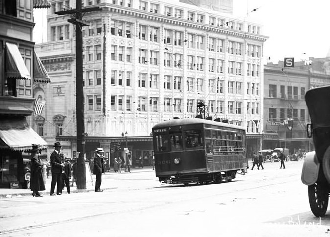 Streetcar at Ninth Street and Broadway, Pantages Theater and Building, Tacoma, 1918
