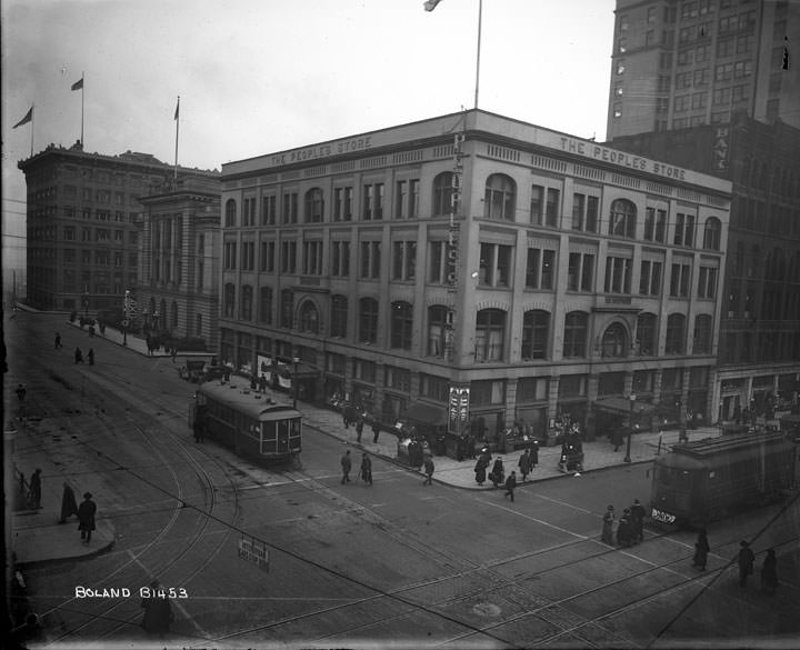 The People's Store, Eleventh Avenue and Commerce Street, Tacoma, 1918