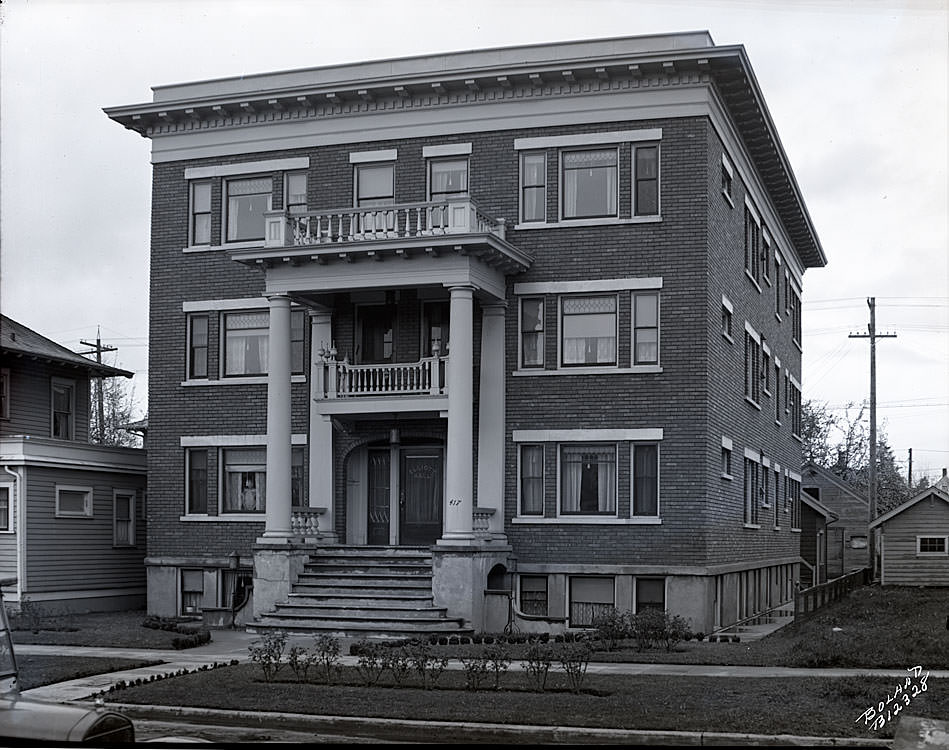 Elliott Hall, 417 North L Street, Tacoma, 1925