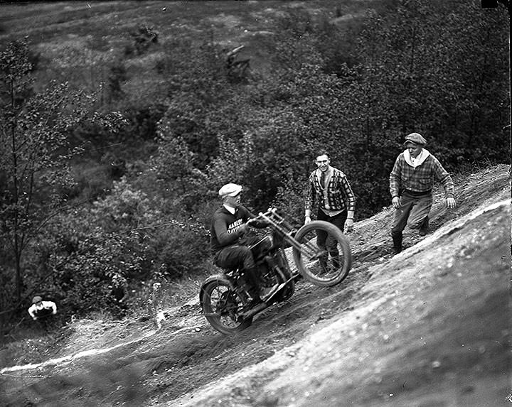 Motorcycle course, South Tacoma, 1927