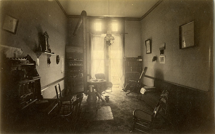Dr. Joseph R. Kennedy, Dentist, 1st Office in Tacoma, 906 Pacific Ave, 1887
