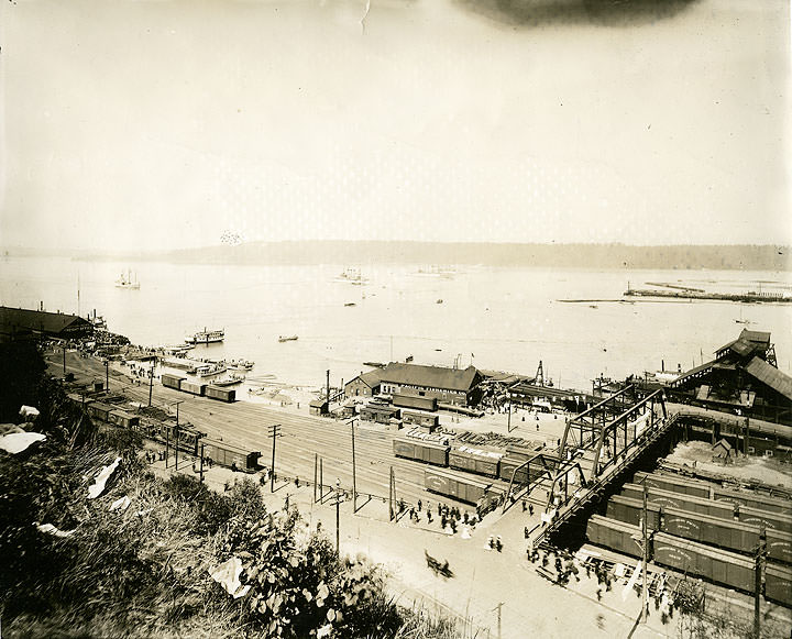 Foss Boat House and Bay, Tacoma, 1908