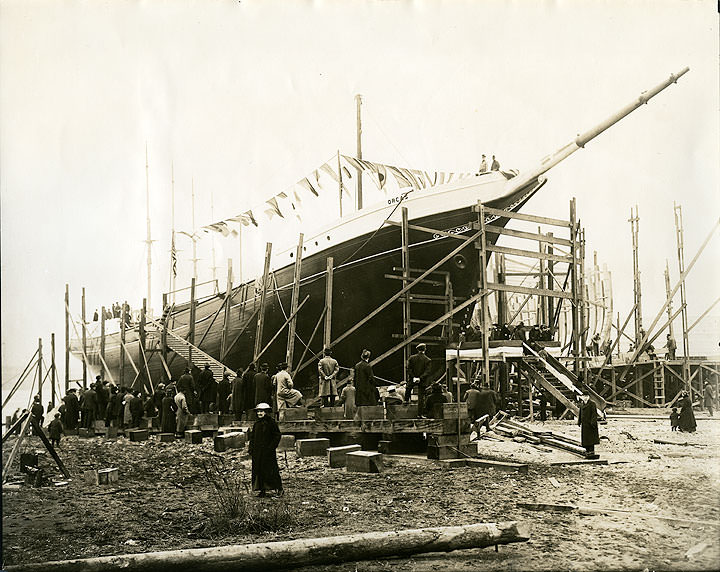 Launching of sailing ship Orcas, Seaborn Shipyard, Tacoma, 1916