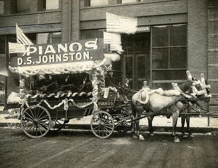 Parade Float for D.S. Johnston Co., Pianos & Organs, Tacoma, 1908