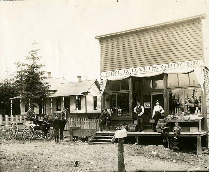 George D. Davis Grocery Store, 5320 East H Street, Tacoma, 1905