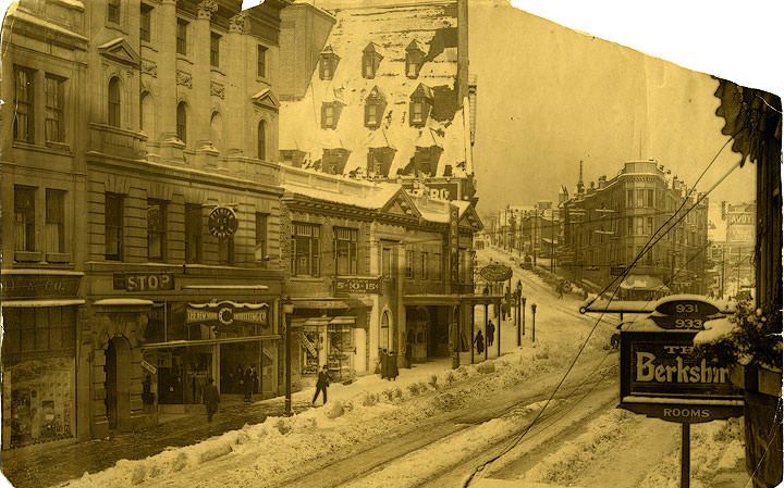 Broadway and St. Helen's Avenue, Tacoma Snowstorm, 1916