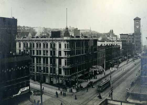 Pacific Ave and 9th Street Scene, 1910