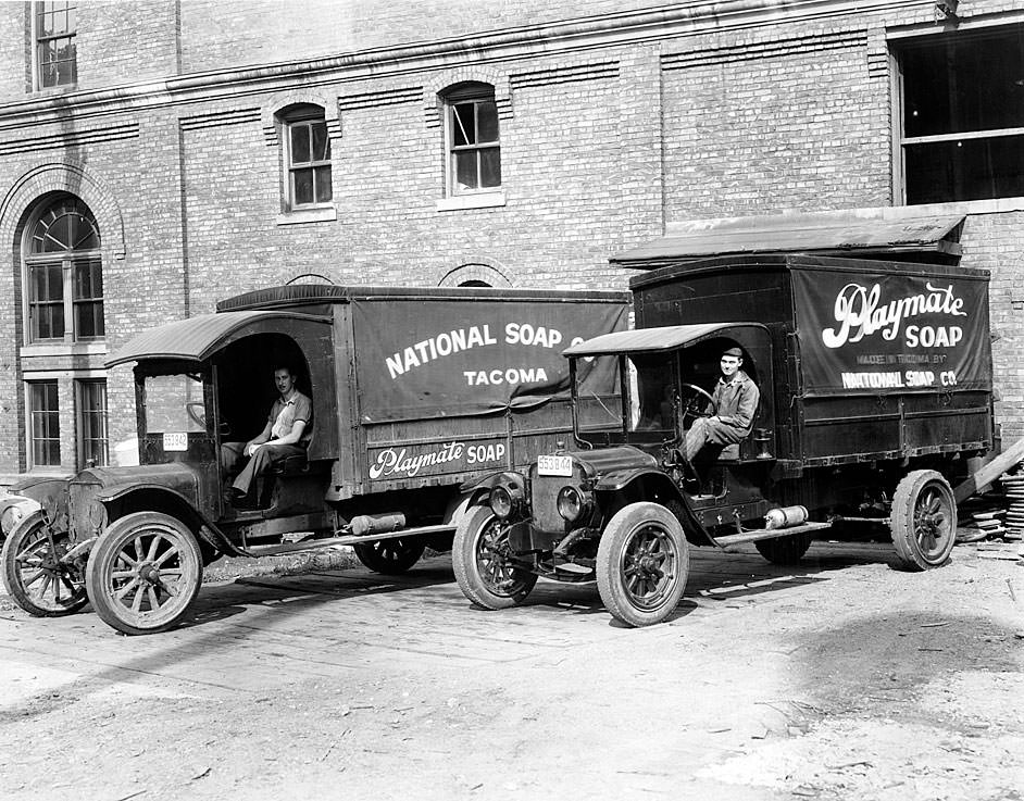 National Soap Company trucks, 1930