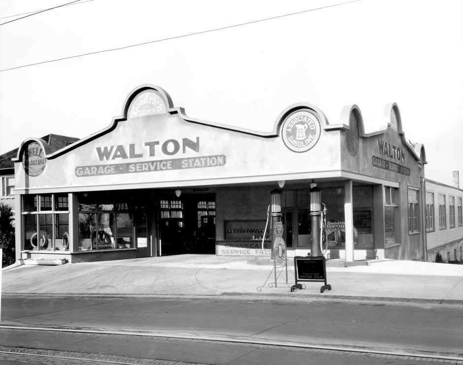 Walton Garage and Service Station at Division and K., 1926