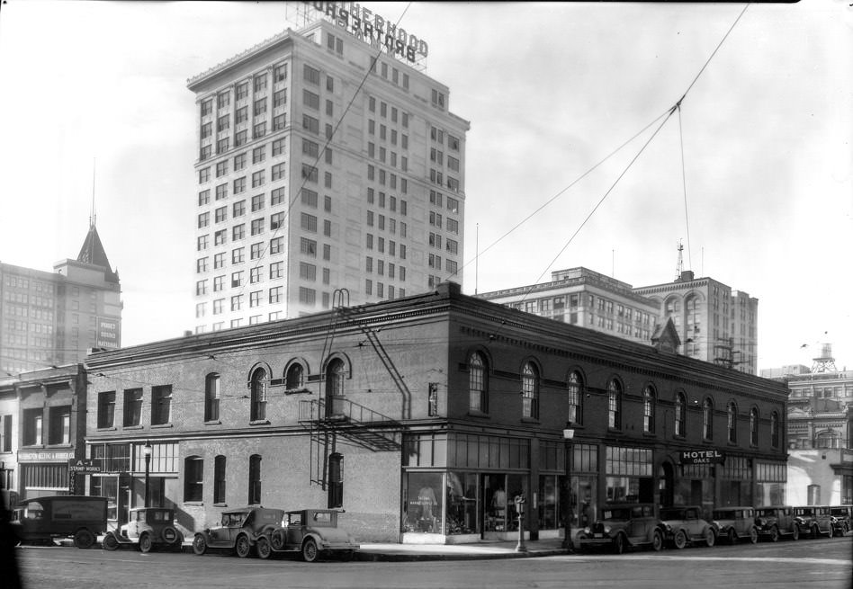 Hotel Oaks, 1927