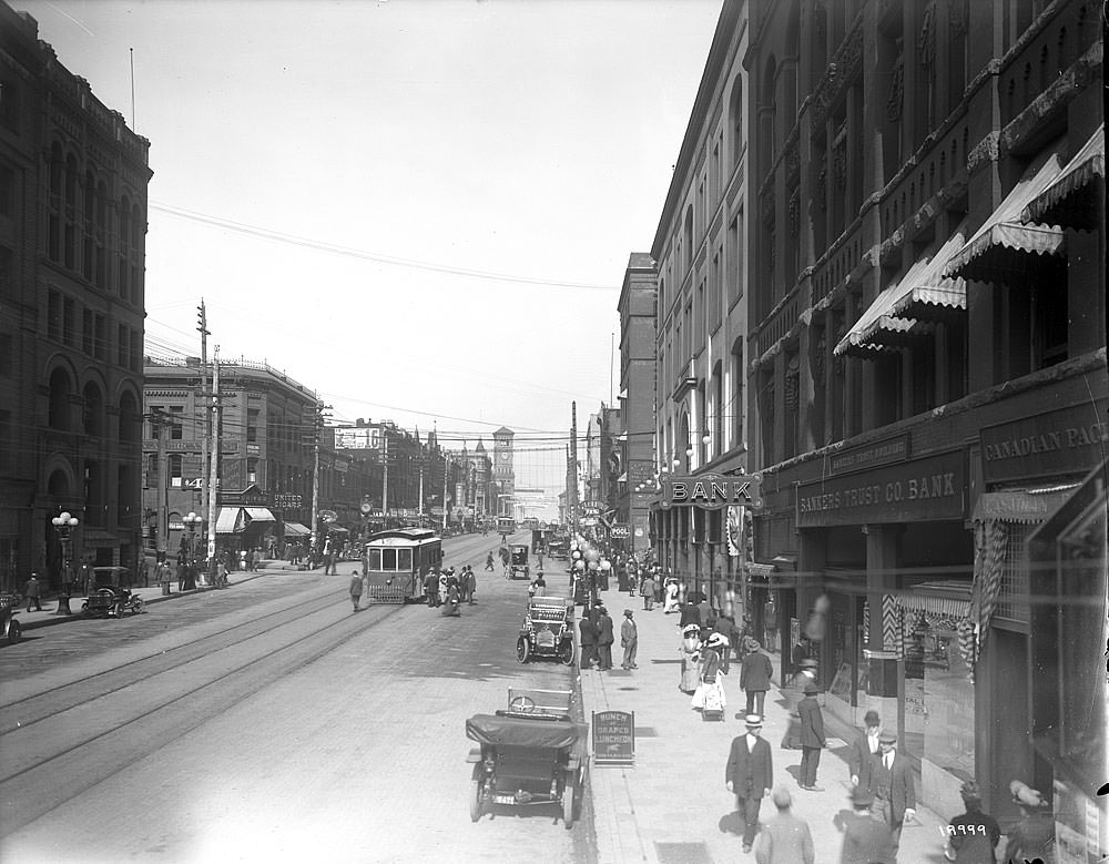 Pacific Avenue looking west [sic.] from 12th St., 1910