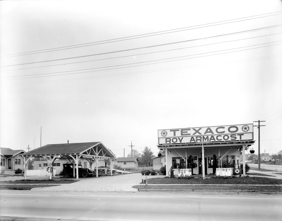Texaco Gas Station, 1928