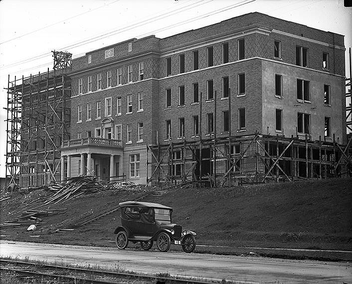 New County Hospital for Tribune, 1927
