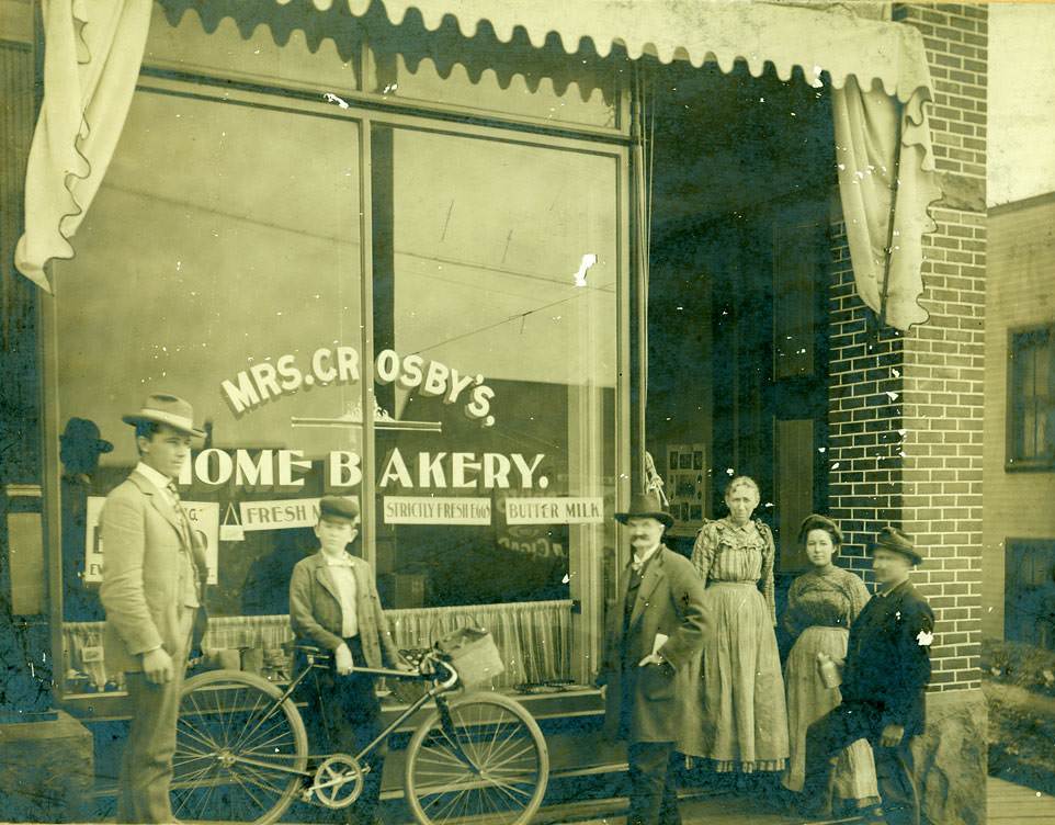 Mrs Crosby's Home Bakery, 1900