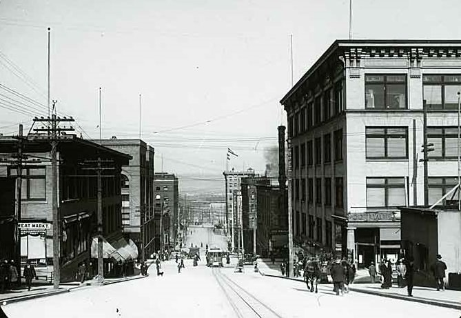 So. 11th St. looking east from Market St, 1910