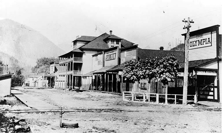 Railroad Ave., Skykomish, 1905