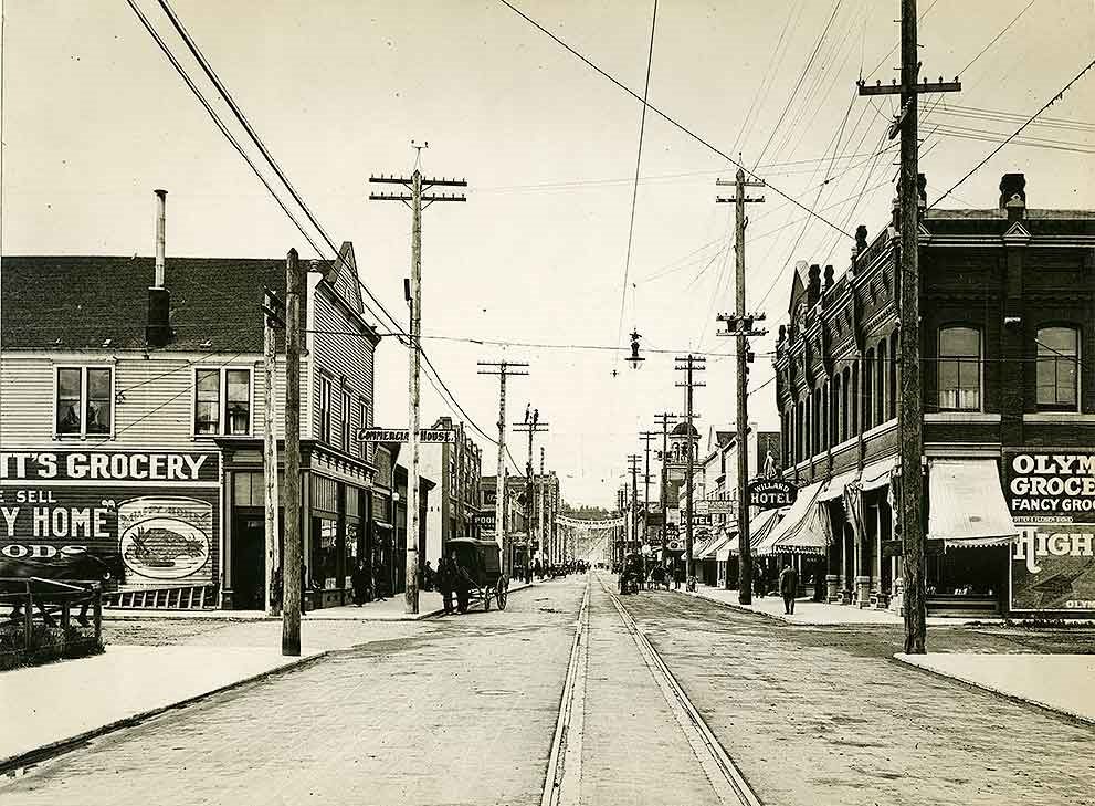 East Fourth St. Olympia looking west, 1906