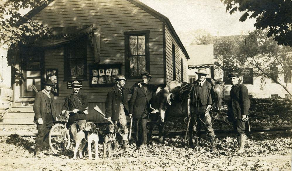 Group of Olympia Hunters, 1908
