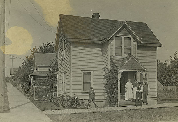 Johnstone house, 902 Fifth Street, Olympia, 1900