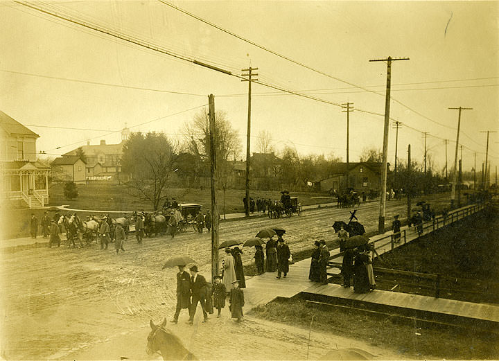 Funeral procession for Governor Samuel G. Cosgrove, 1909