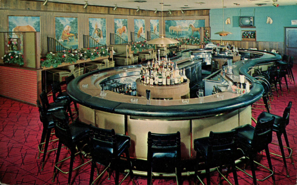 Stunning Postcards Show Interiors of America Cocktail Lounges from the 1950s