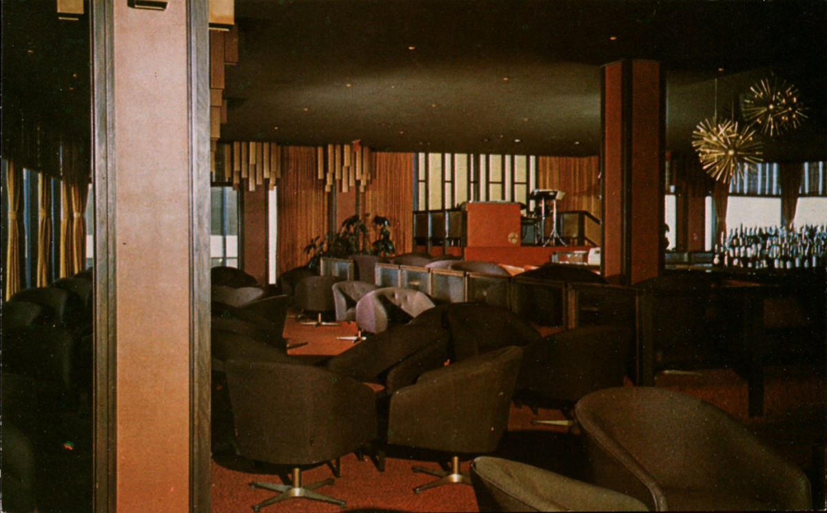 Stunning Postcards Show Interiors of America Cocktail Lounges from the 1950s