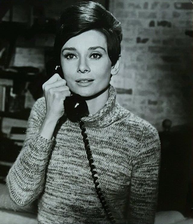 Fabulous Photos of Audrey Hepburn During the filming of 'Wait Until Dark (1967)'