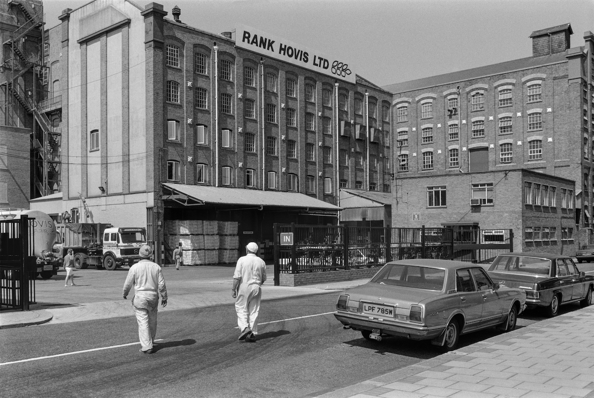 Rank Hovis Ltd, Battersea Church Rd, Battersea, 1989