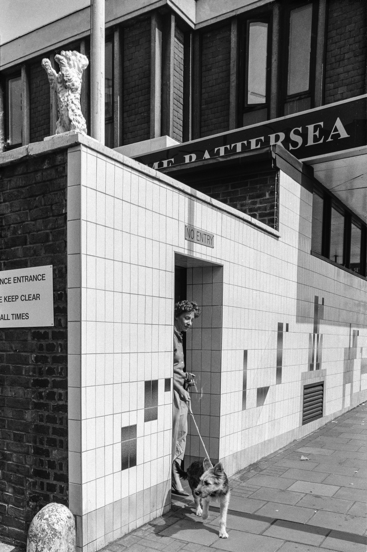 Battersea Dogs Home, Battersea Park Rd, Battersea, 1989