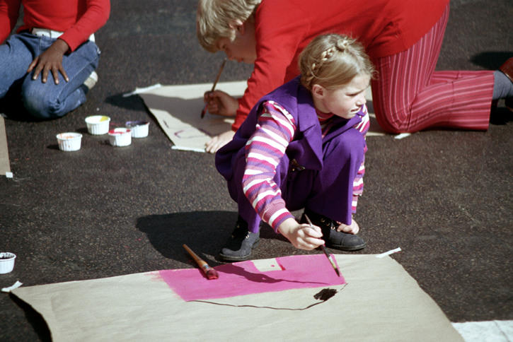 Beautiful Photos of Boston Children Playing on the Streets in the 1970s