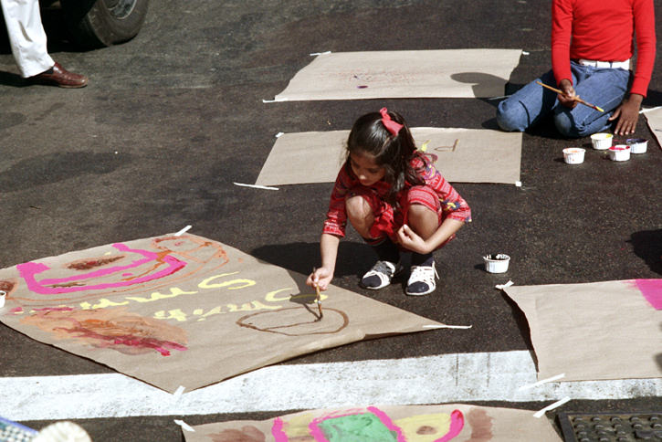 Beautiful Photos of Boston Children Playing on the Streets in the 1970s