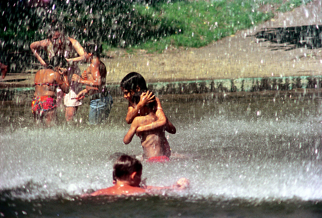 Beautiful Photos of Boston Children Playing on the Streets in the 1970s