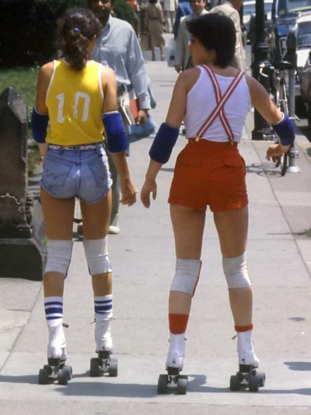 Fabulous Photos of Boston Girls of the 1970s