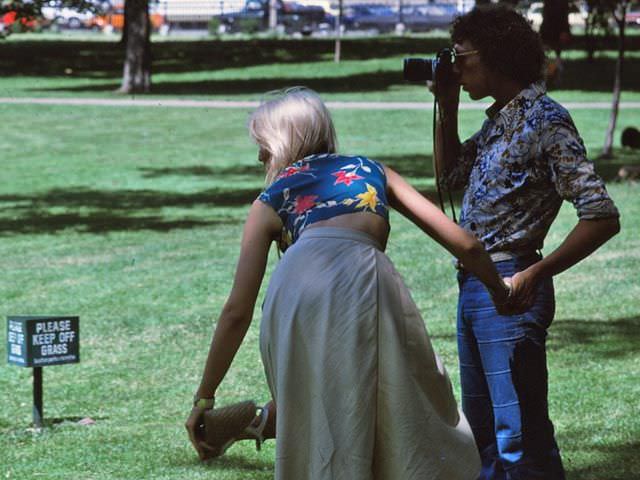 Fabulous Photos of Boston Girls of the 1970s