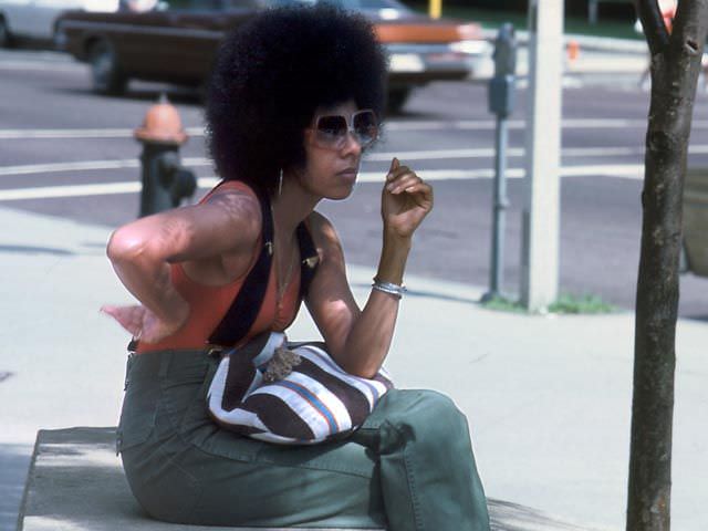 Fabulous Photos of Boston Girls of the 1970s