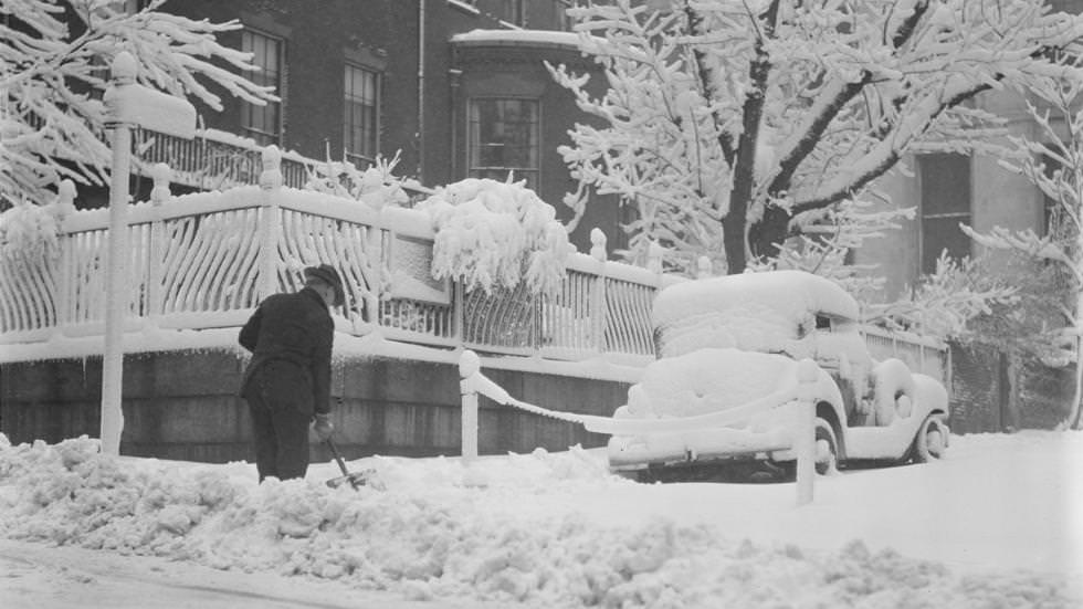 Snowstorm, Joy Street, Beacon Hill, 1933