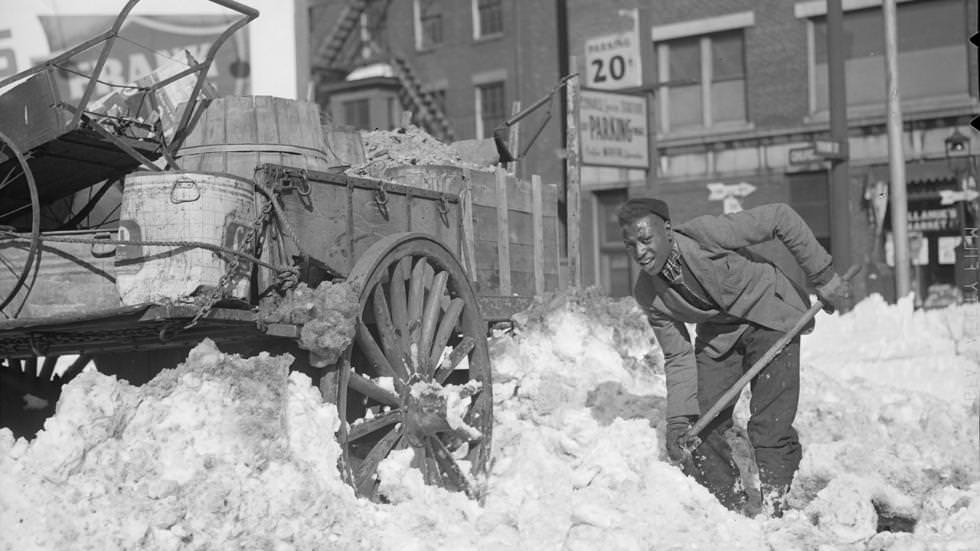 Man digging out horse and cart, 1939