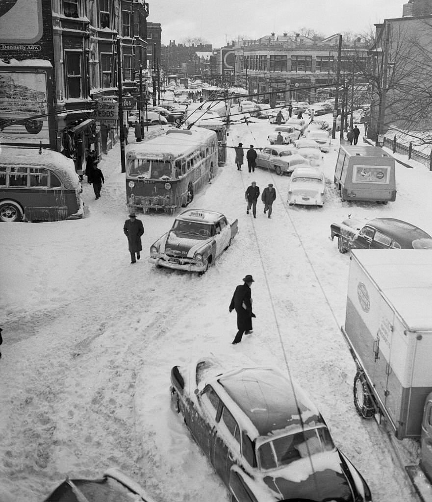 Northeast blizzard halted all traffic here, as morning commuters take to walking.