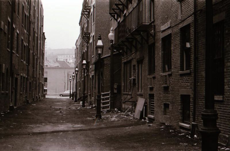 North End alley, Boston, 1979