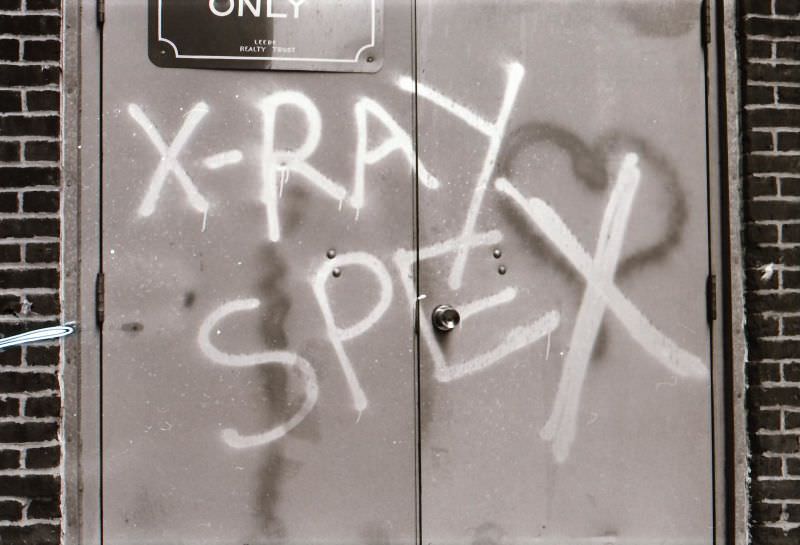X RAY SPEX, Financial Zone, Boston, 1979