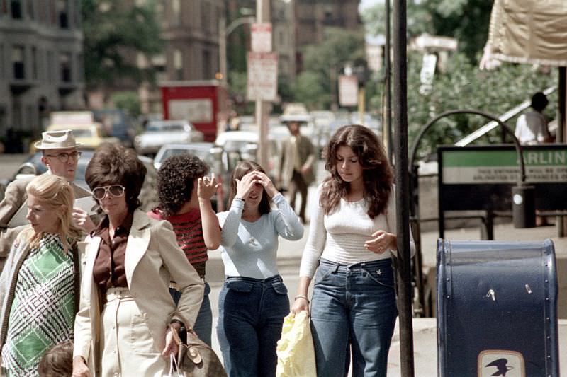 Boston's Summer Street Fashion in the early 1970s Through the Lens of Nick DeWolf