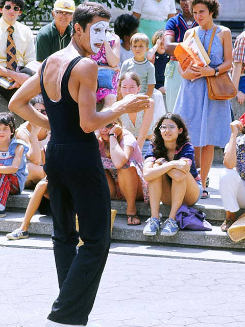 Boston's Summer Street Fashion in the early 1970s Through the Lens of Nick DeWolf