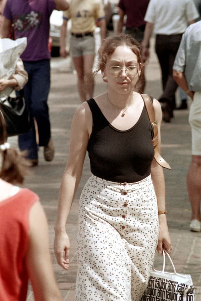 Boston's Summer Street Fashion in the early 1970s Through the Lens of Nick DeWolf